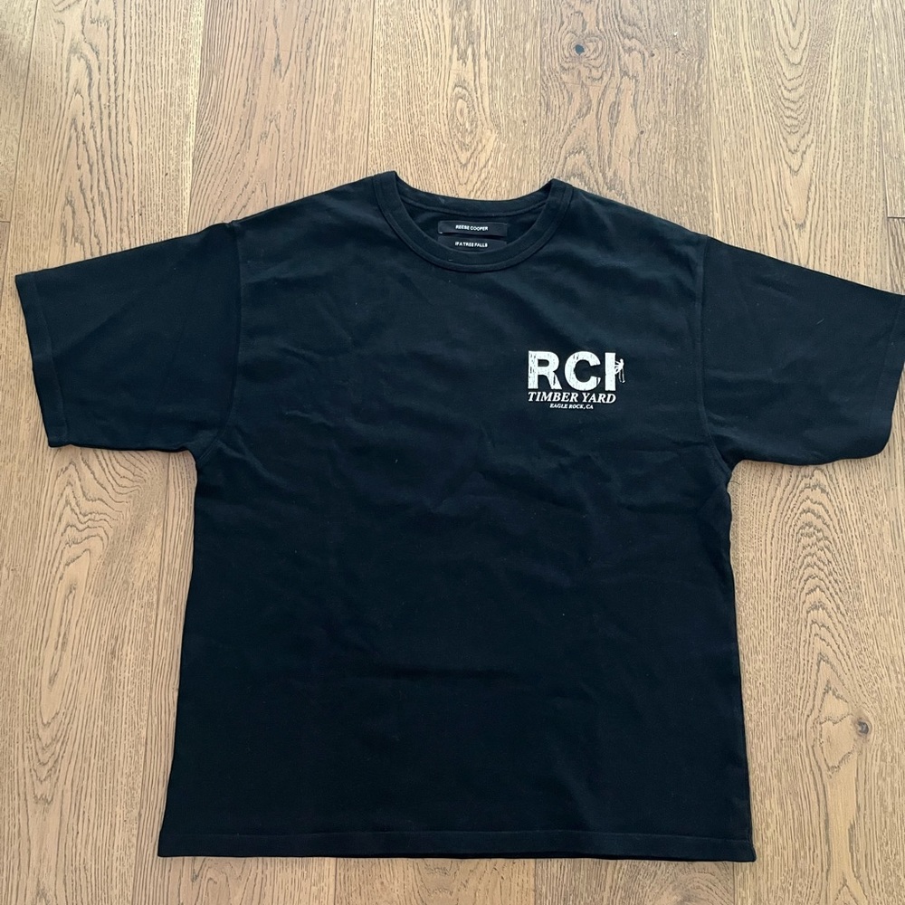 Reese Cooper T shirt size XL
